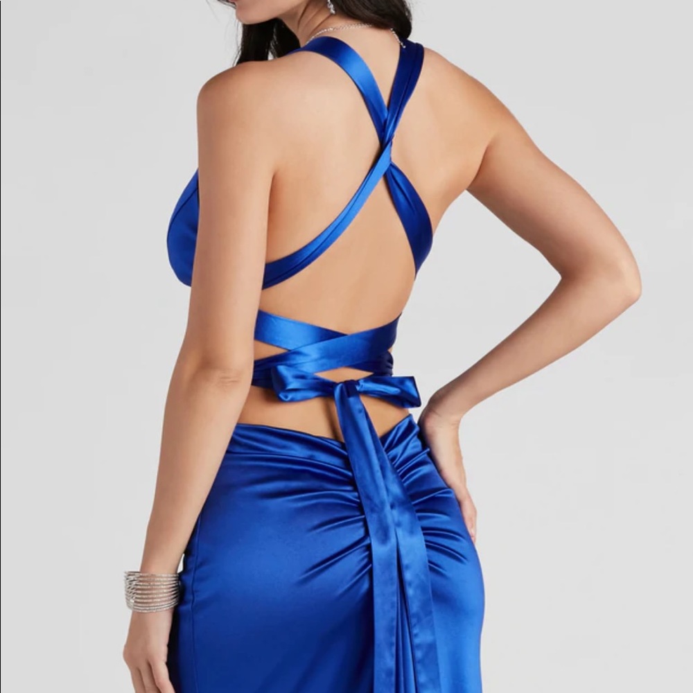 Prom Dress - Picture 2 of 4